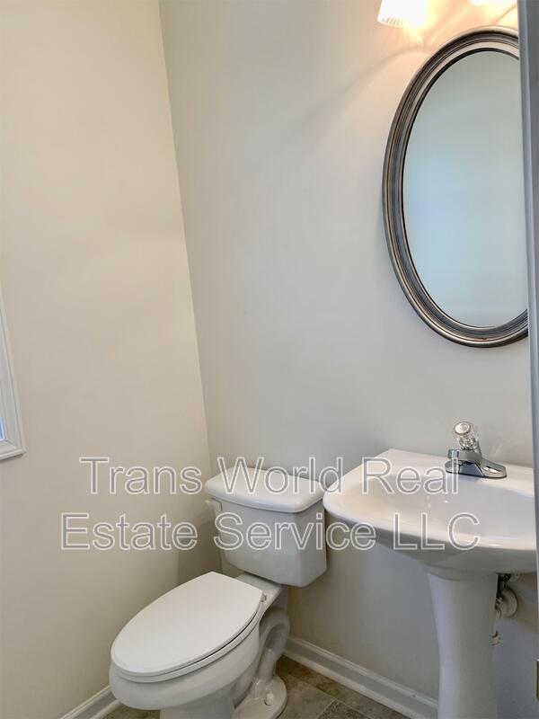 Building Photo - 2202 Jasmine Glen Dr