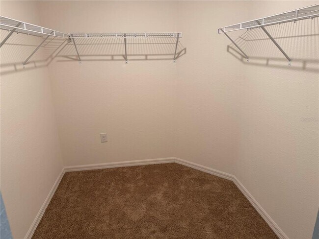 Building Photo - 17 Renworth Pl