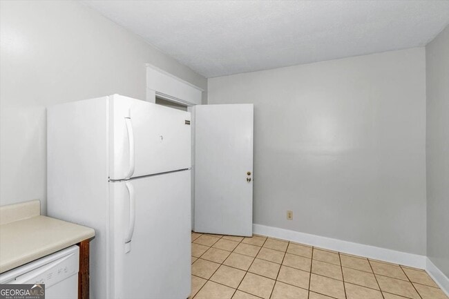 Building Photo - 1943 Heckle St