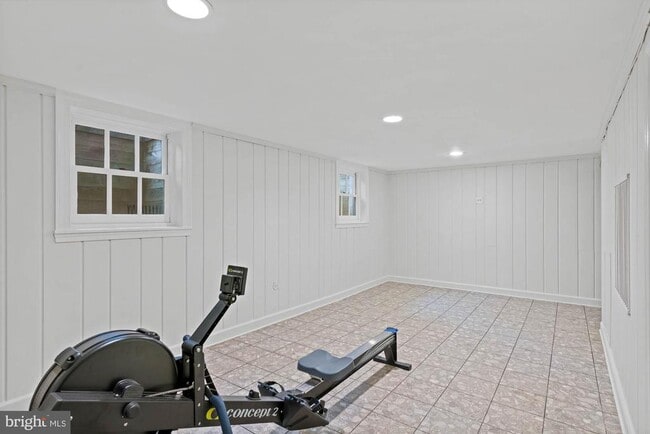 Building Photo - 5222 Duvall Dr