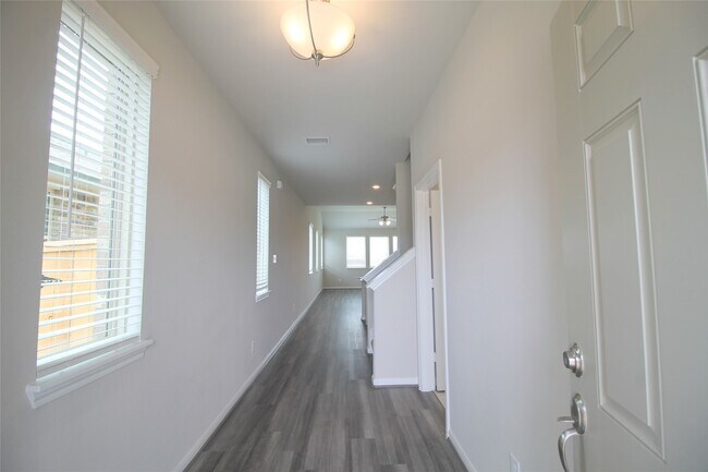 Building Photo - 26018 Windy Prairie Ct
