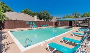 Building Photo - 3708 Villanova Dr