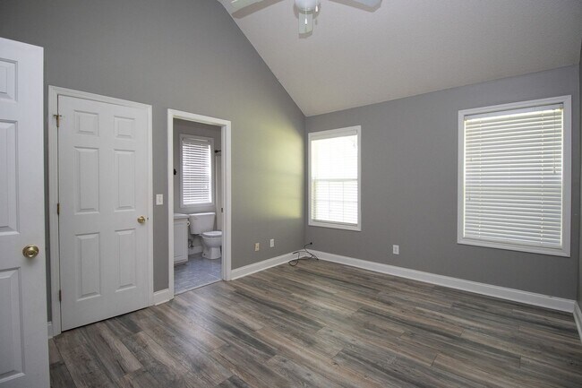 Building Photo - Coming Soon – Charming 3 Bedroom, 2 Bath H...