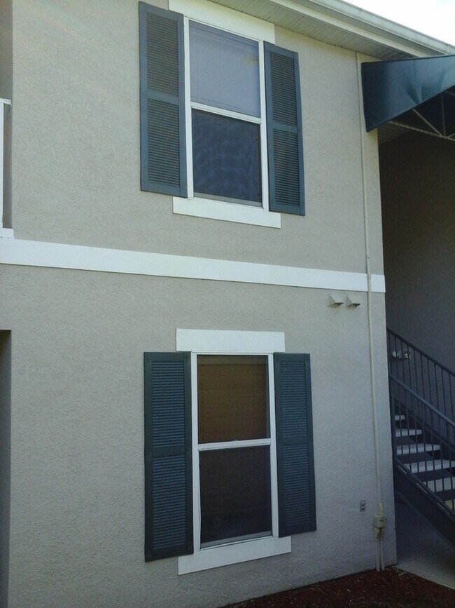 Building Photo - 2008