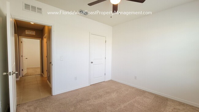 Building Photo - LOVELY 3 BEDROOM/2 BATH HOME WITH FENCED YARD! WILLOW WALK- PALMETTO!!!