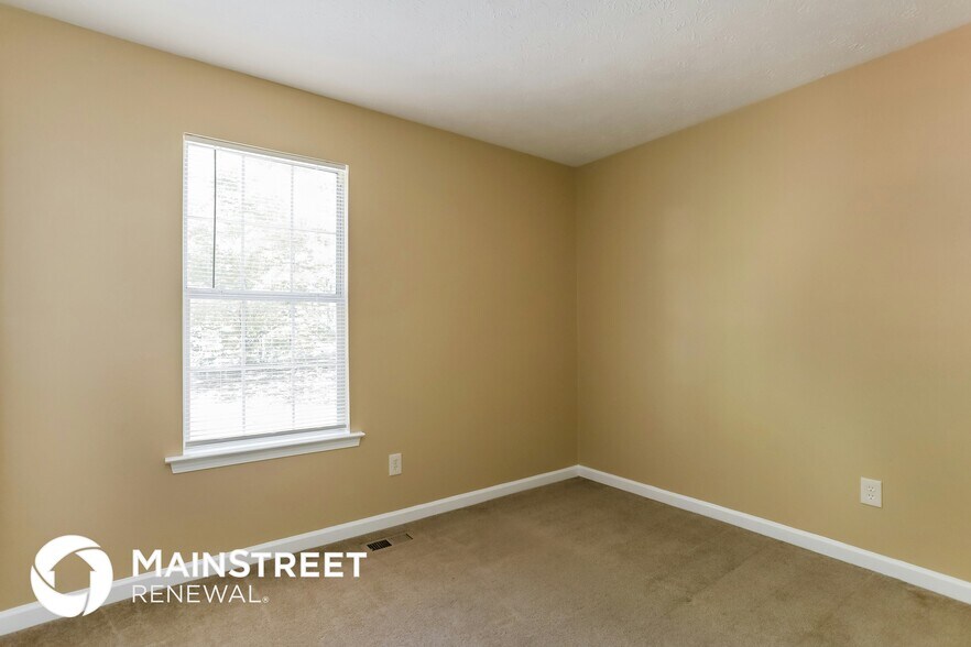 Building Photo - 595 Deering Dr