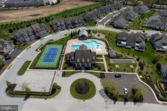 Building Photo - 71 Iron Hill Way