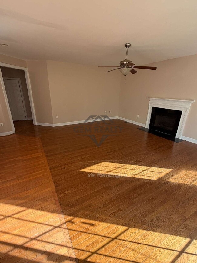 Building Photo - 3675 Expedition Dr