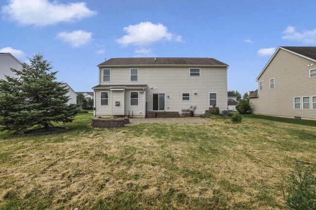 Building Photo - 1701 Marigold St