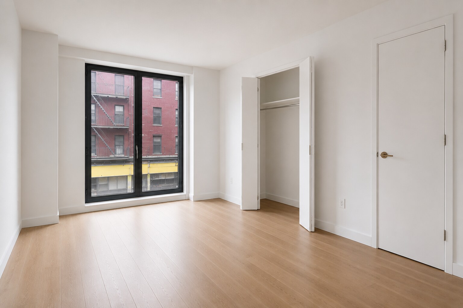 Building Photo - 446 W 44th St