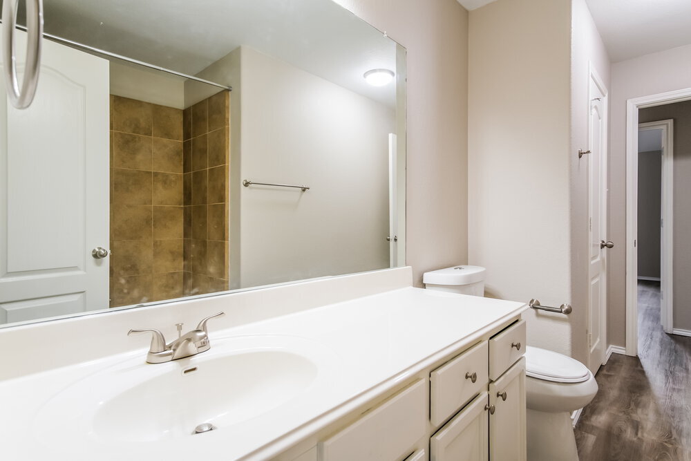 Building Photo - 837 Clear Springs Hollow