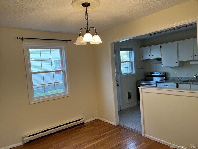 Building Photo - 1283 Hope St