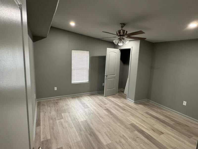 Building Photo - 5723 Atwood Rd