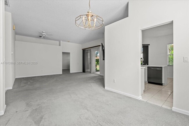 Building Photo - 2675 SE 4th Pl