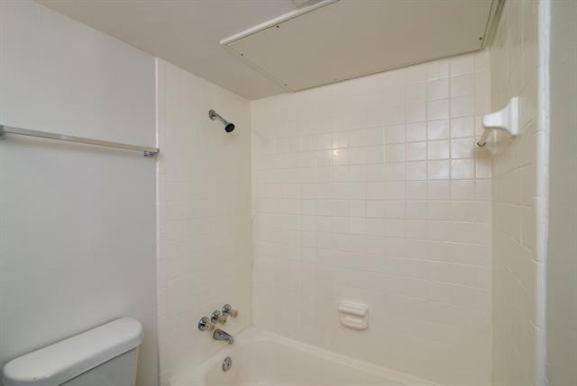 Building Photo - 2816 Throckmorton St