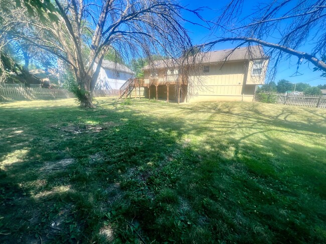 Building Photo - Who is looking for a New Kitchen?