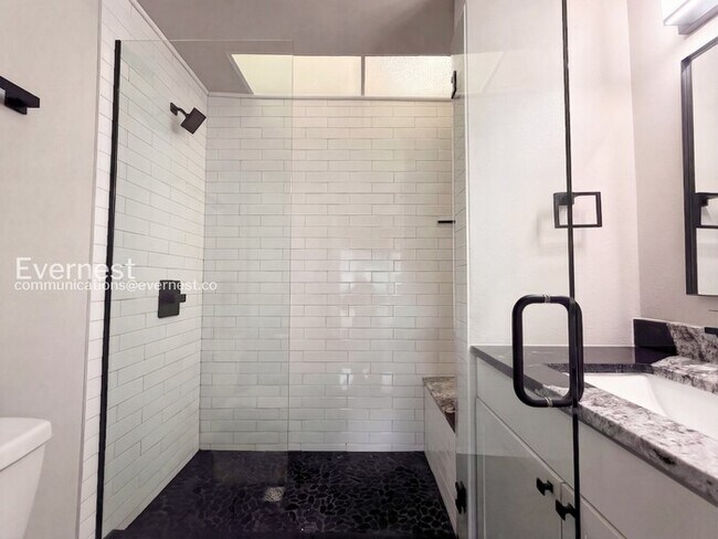 Building Photo - 254 S Oman Rd