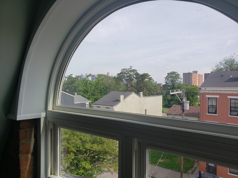 Skyline View from Bedroom - 836 York St