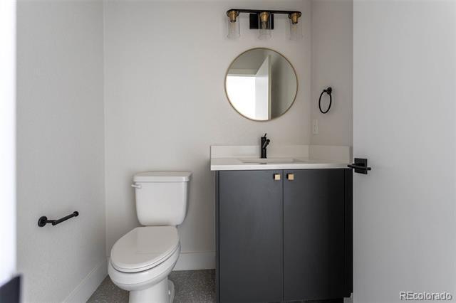 Building Photo - 1592 Ames St