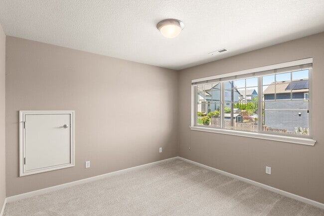 Building Photo - 13294 SW Alpine View