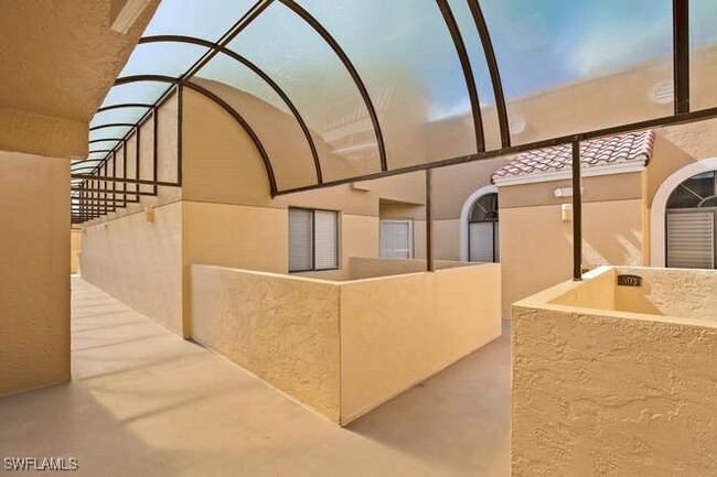 Building Photo - 592 Beachwalk Cir