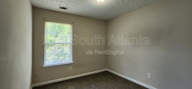 Building Photo - 1749 Carrington Dr