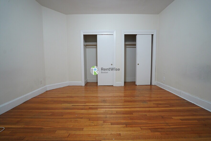 Building Photo - 33 Lancaster Terrace
