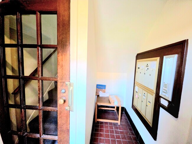 Building Photo - 1100 N Harlem Ave