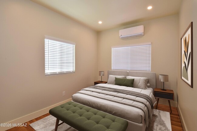 Building Photo - 130 N Cherry Ave