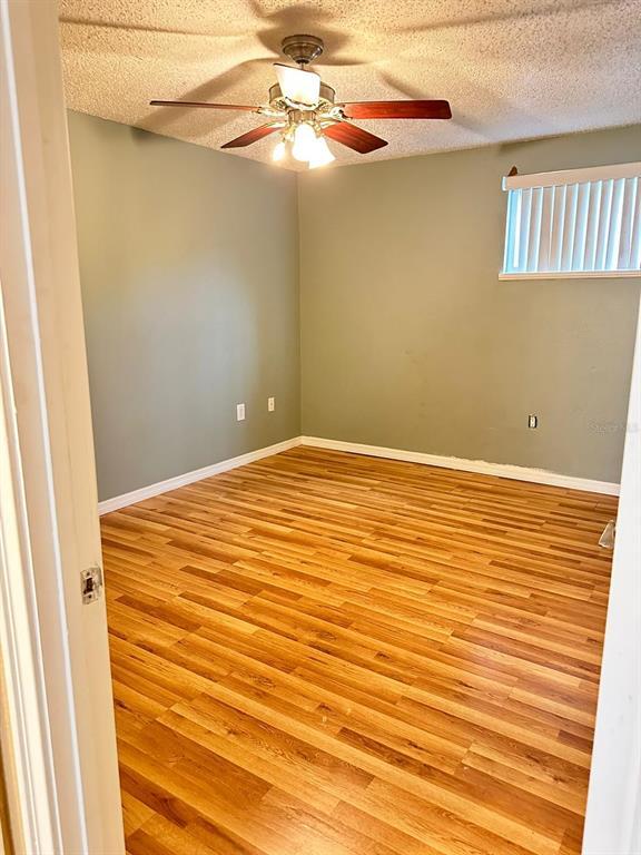 Building Photo - 596 Orange Dr