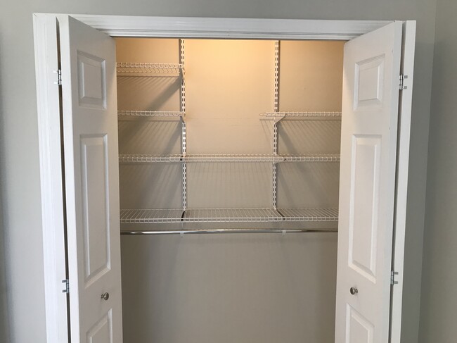 Closet System - 615 Crab Orchard Blvd