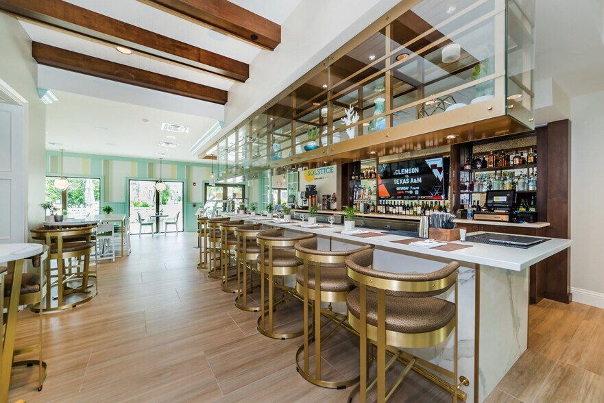 Building Photo - 8953 Amelia Downs Trail