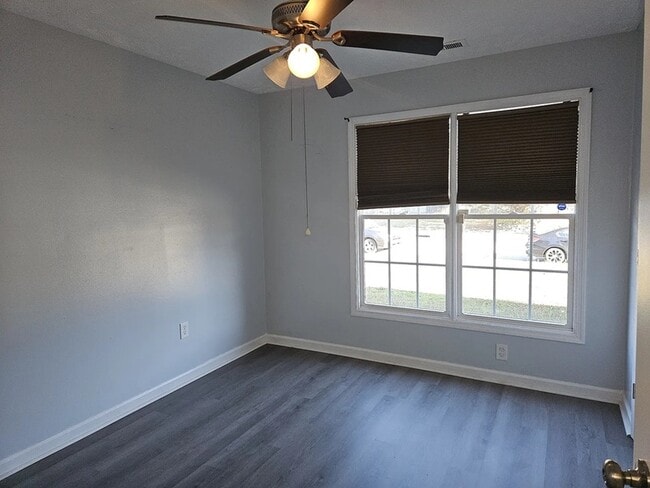 Building Photo - 212 Longleaf Pines Dr