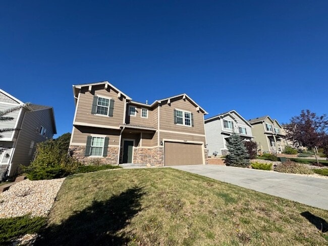 Building Photo - Nearly New 3-Bedroom Home in Beautiful Mon...