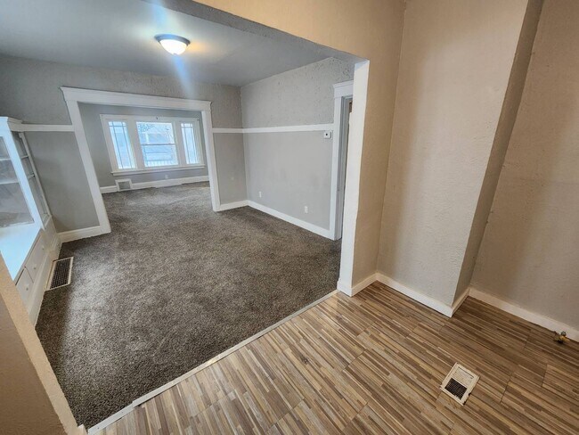 Building Photo - 11705 Ablewhite Ave