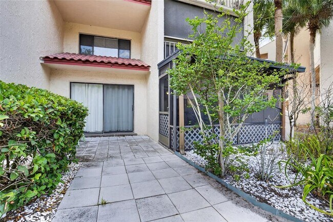 Building Photo - 1166 Carmel Cir