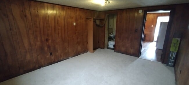 Building Photo - 2223 N Water St Ext