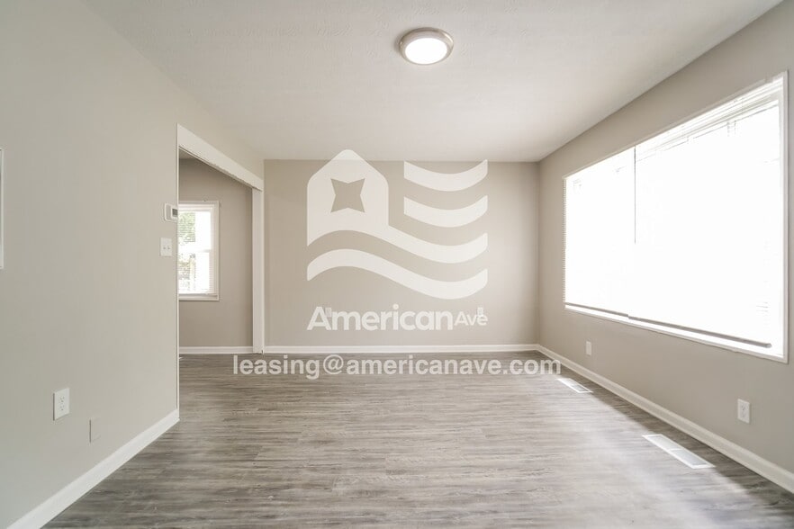 Building Photo - 19209 Cherrywood Ln