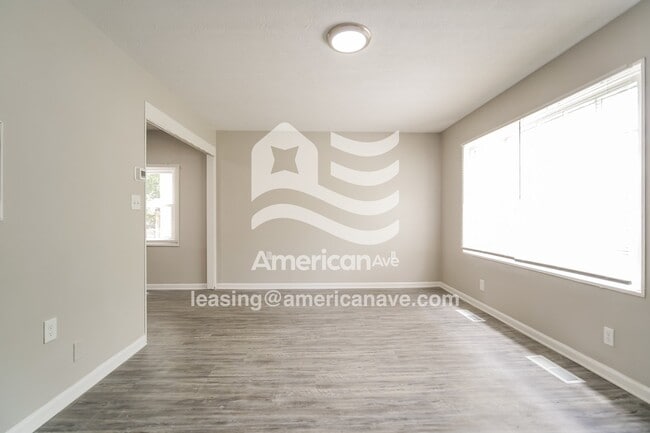 Building Photo - 19209 Cherrywood Ln