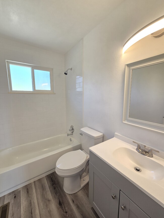 Building Photo - 4566 Adieu Cir