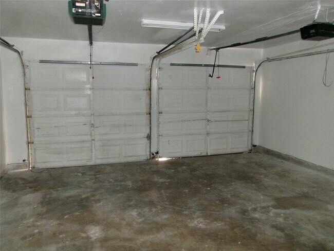 Building Photo - 16315 Morning Quail Ct