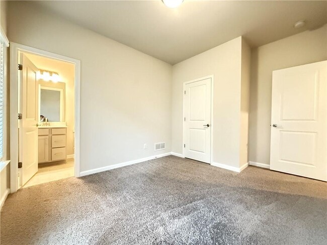 Building Photo - 3756 Davis Cir NW