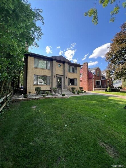 Building Photo - 53 Arlington Rd