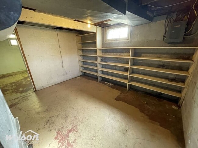 Building Photo - Spacious 4-Bedroom Oasis in the Heart of Yakima – Perfect for Family Living!