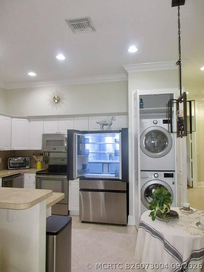 Building Photo - 14636 Stirrup Ln