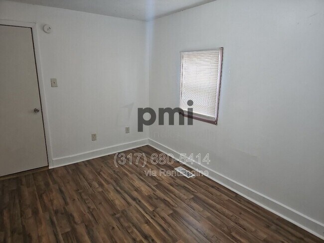 Building Photo - 835 S Old US Hwy 31