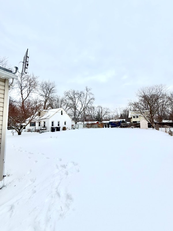 Building Photo - 18288 Deering St