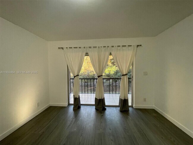 Building Photo - 7800 S Colony Cir