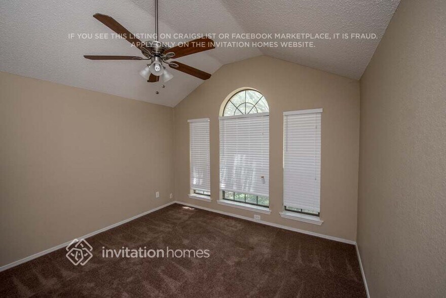 Building Photo - 831 Wyndham Pl