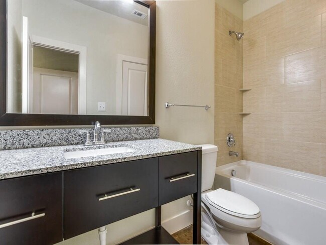 Building Photo - 3221 Elihu St